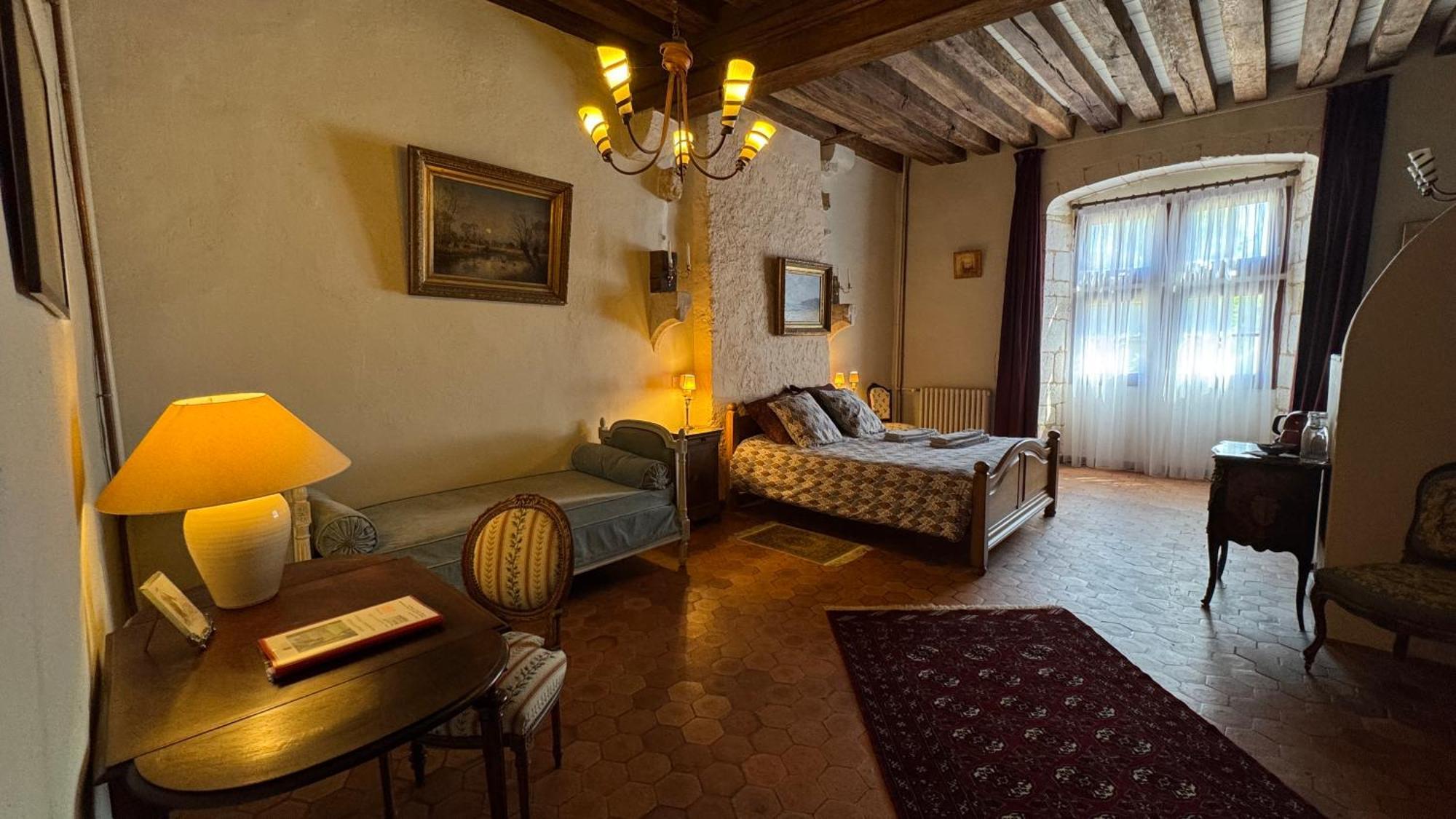 Maison Forte Perreuse Treigny Exterior foto